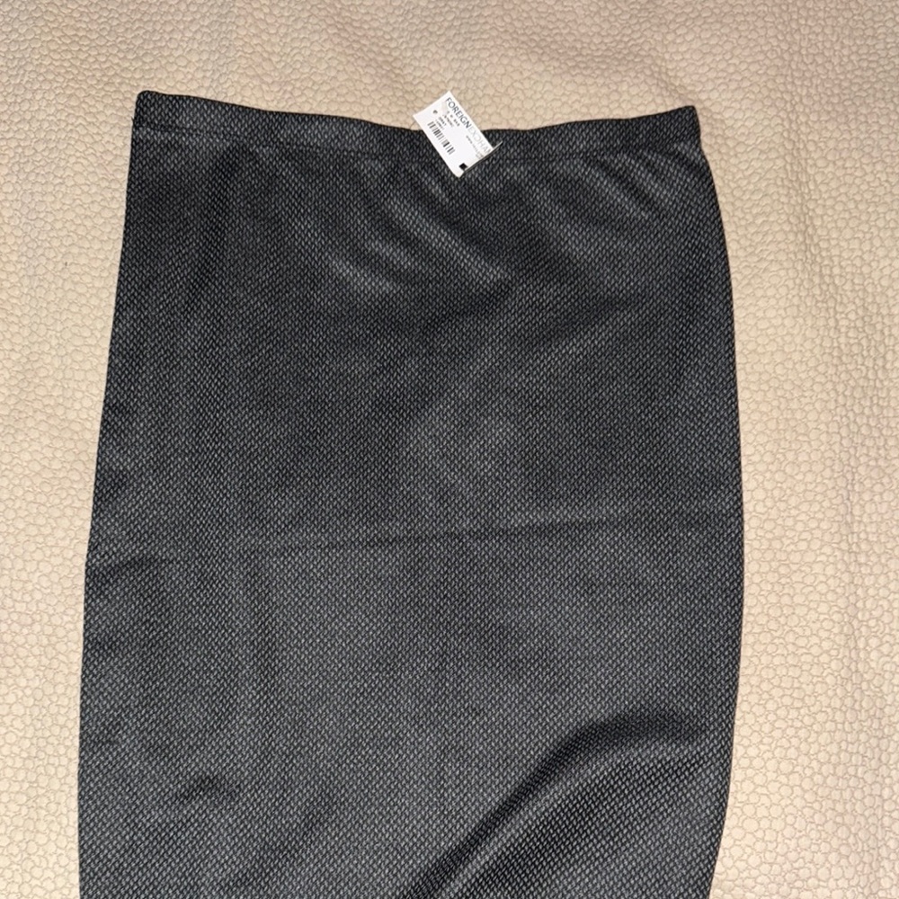 Foreign Exchange  Black Pencil Skirt